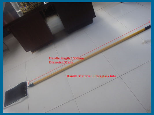 LH109F01 Fire swatter with 60" fiber glass handle, forest firefighting tools to extinguish minor fires
